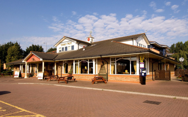 Premier Inn Cardiff City South