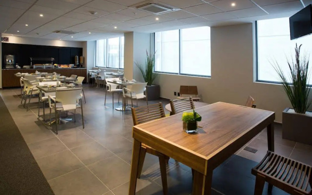 City Express Suites by Marriott Ciudad de México Santa Fe