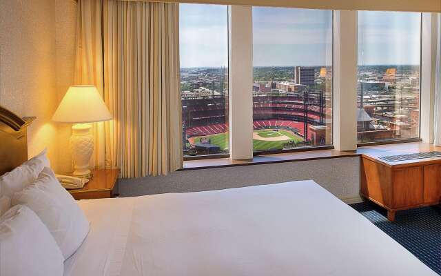 Hilton St. Louis at the Ballpark