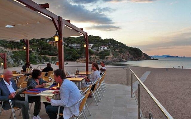 Hostal Restaurante Es Bas