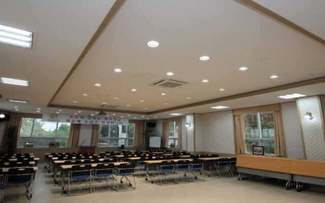 Geojedo Hana Pension