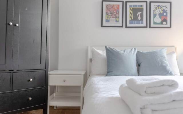 Charming Property in Clapham