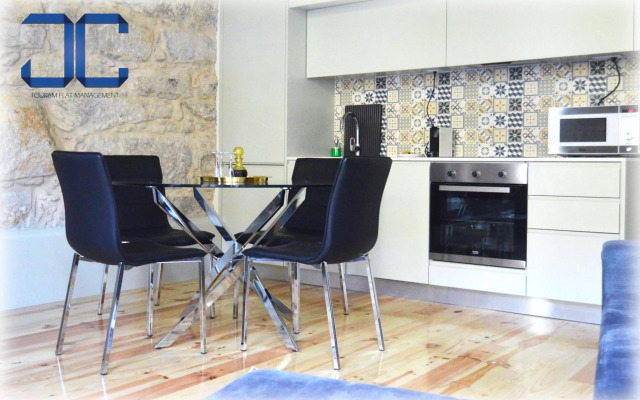 Click! Apartment by JC