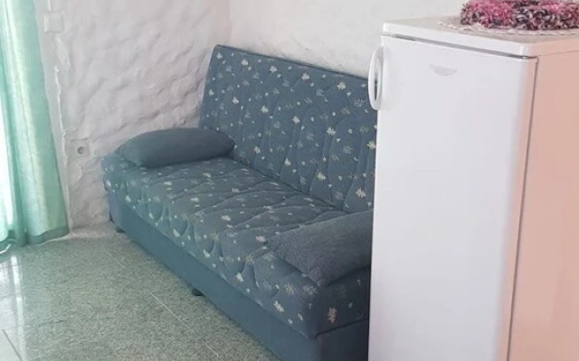 Inviting 3-bedroom Apartment Kekona in Nin Croatia