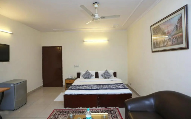 OYO Rooms Govindpuri Metro