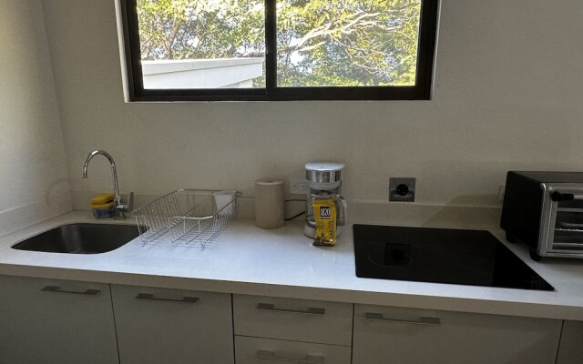 Peaceful Apartment in Tamarindo, 50m to the Beach