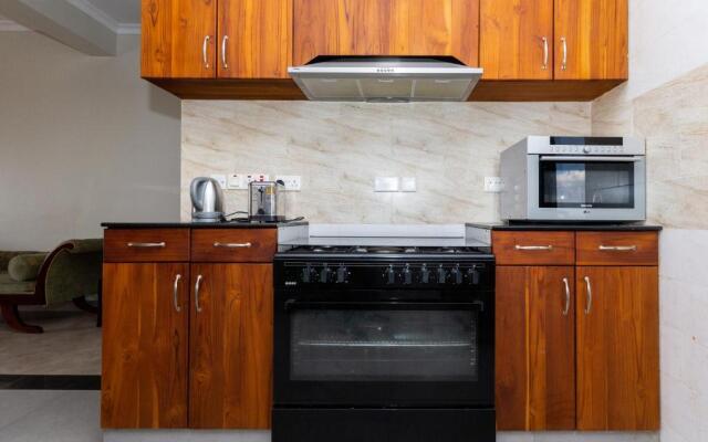 Lovely 3bedroom condo with pool