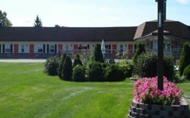 Knights Inn Colonial Fireside Inn