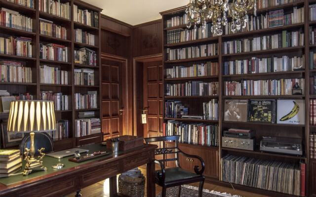 The Magnolia - Sophisticated Residence