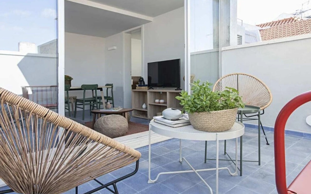 3bdr Rooftop Terrace Apartment in Bairro Alto