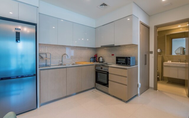 Luxury Burj Royale in the heart of Downtown