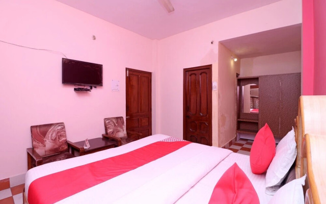 Megha Yatri Niwas Guest House by OYO Rooms
