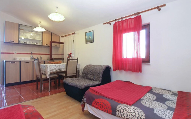Apartment 1665