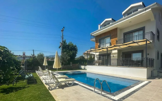 Huge Triplex Villa w Pool and Garden in Fethiye