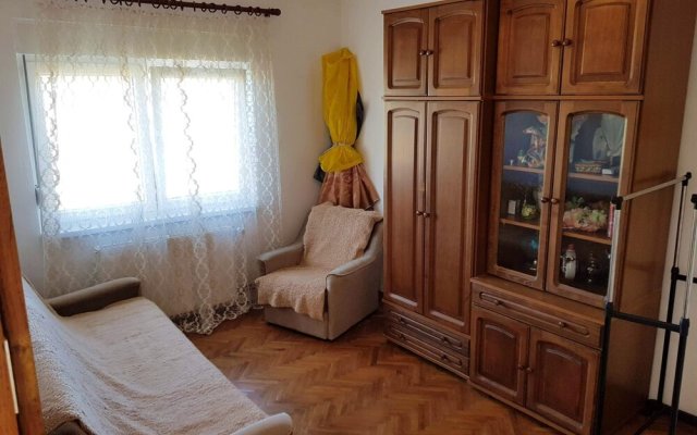 3 bedrooms villa with private pool and wifi at Skugric Gornji