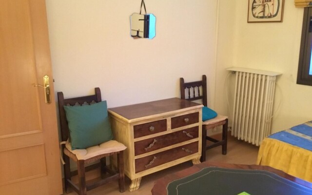 Apartment With 3 Bedrooms in Burgos