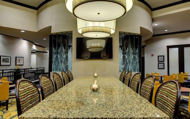 Hampton Inn & Suites Baton Rouge Downtown