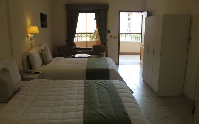 Le Moustier Suites