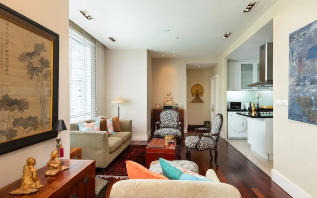 1 Bed Serviced Skyvilla With View