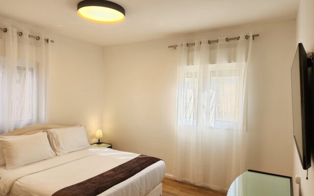 Melony Apartents Eilot Street Al Hyam