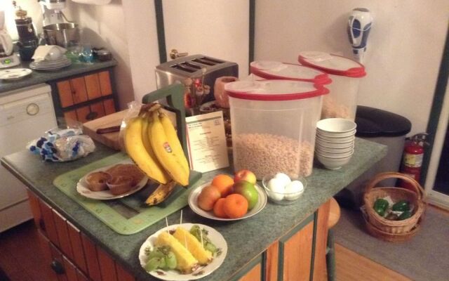 The Garden Bee Bed & Breakfast