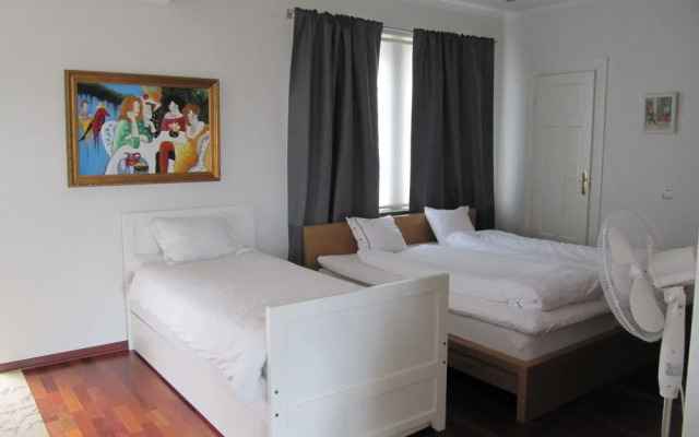 Grenna Hills Guesthouse