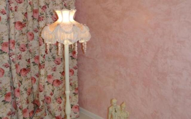 Orange Flower Apartments