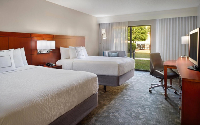 Courtyard by Marriott Fayetteville