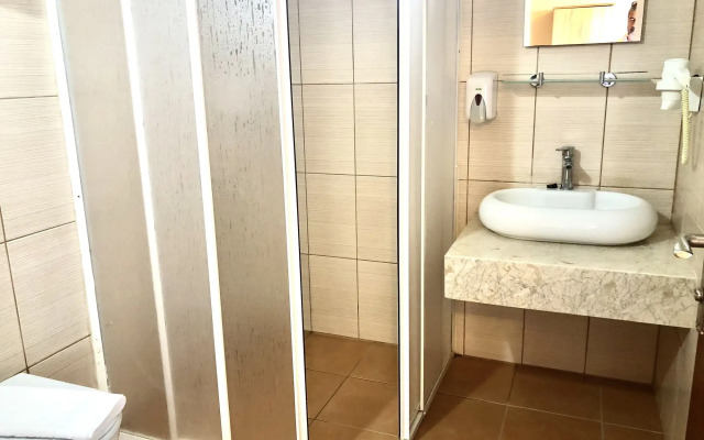 Ten Apart Hotel