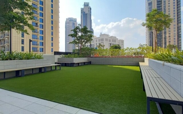 Executive 3BR Apt Creek Harbour