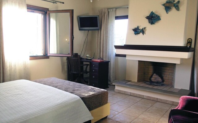 Nice Home in Skaloma Nafpaktos With Wifi and 4 Bedrooms