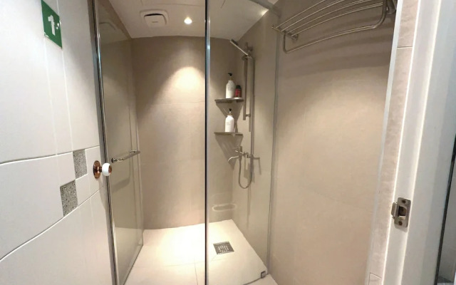 OYO Hostel Myeongdong 5