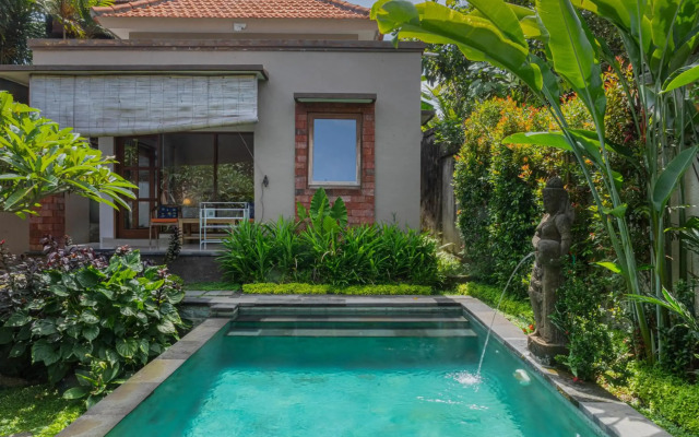 Sari Bamboo Villas