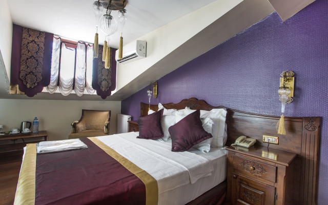 Rose Garden Suites