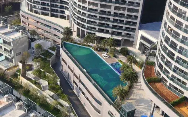 YURI Seaview Apartment