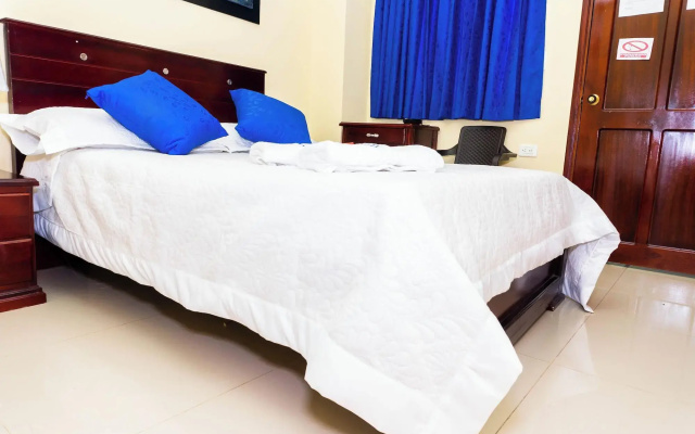 Hotel Arce Plaza