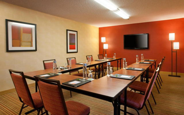 Courtyard by Marriott Sacramento Airport Natomas