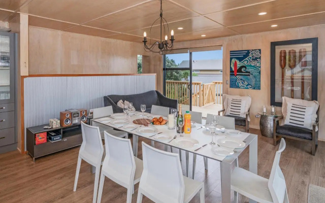 All Decked Out - Matarangi Holiday Home