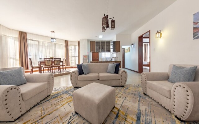 Myra Suites - Homes By Della