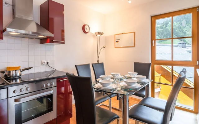 Modern Apartment in Rauris by the Forest