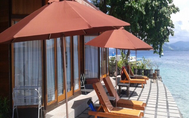 Tanta Moon Luxury Villas Siladen Island