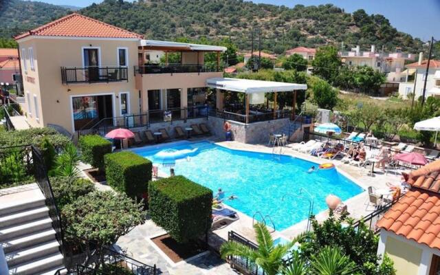 Room in Apartment - A spacious and bright studio with balcony