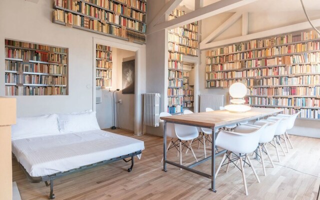 Unique Stylish Flat up to 6 Guests Near Vatican