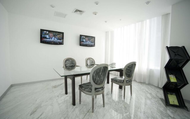 Radisson Hotel Decapolis Miraflores