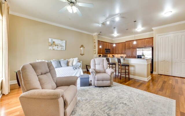 Lovely Baton Rouge Condo ~ 1 Mi to LSU