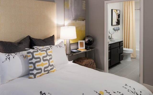 Global Luxury Suites at Park Crest Lofts