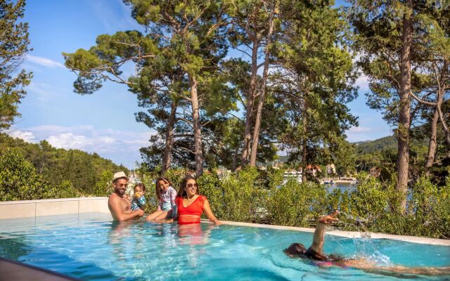 Trim Sunny Apartments by Valamar