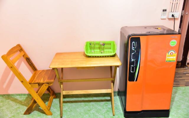 Big Orange Localstay at Siam