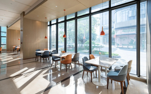Holiday Inn Express Shenzhen Haiyuan City by IHG
