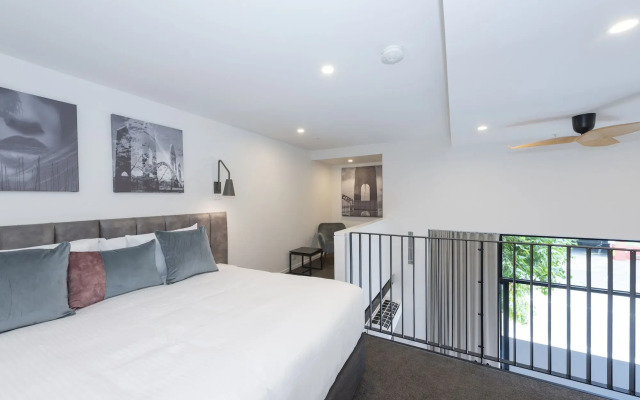 Oaks R Suites Geelong
